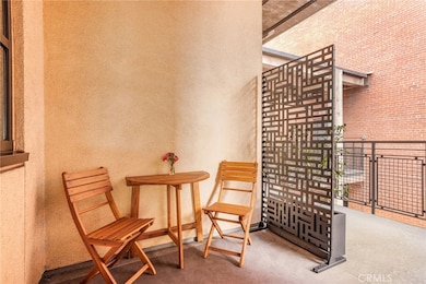 Temple Lofts unit 519, Long Beach, CA 90813 - photo 4