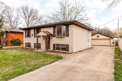 304 Janie Ln, New Albany, IN 47150 - photo 2