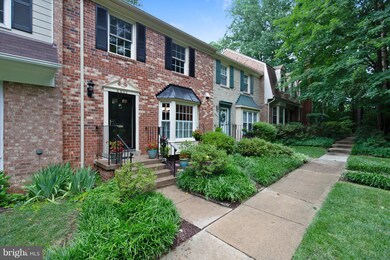 4631 Briar Patch Ct, Fairfax, VA 22032 - photo 2