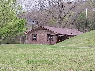 3381-Upper-Caney-Valley-Road-03