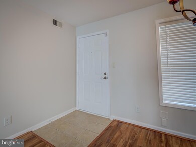 The Four Winds at Oakton unit 2-D5, Oakton, VA 22124 - photo 7