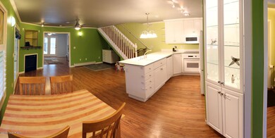 Dining Area to Kitchen Pano