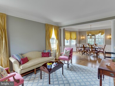 3814 Lacy Blvd, Falls Church, VA 22041 - photo 5