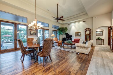 005_Living & Dining Room
