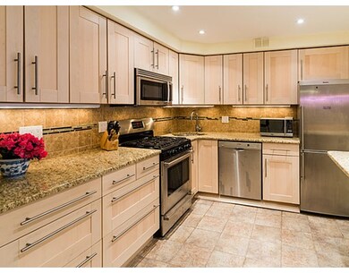 44 Broadlawn Park unit 20A, Chestnut Hill, MA 02467 - photo 4