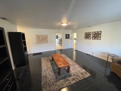 Living room #1 (entry)