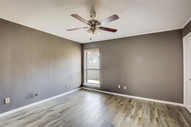 1007 N Clay St, Ennis, TX 75119 - photo 7