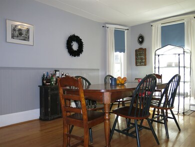 489 S Main St, White River Junction, VT 05001 - photo 6