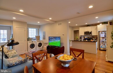 400 W Wayne Ave unit 1, Wayne, PA 19087 - photo 2