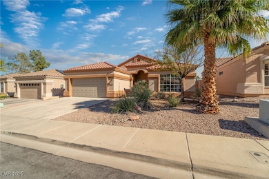 Great neighborhood tucked behind Discovery Park & walking distance to Friendship Park.