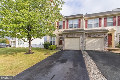 60 N Savanna Dr, Pottstown, PA 19465 - photo 5