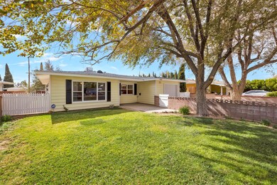 2026 Shasta St, Mojave, CA 93501 - photo 2