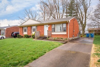 9408 Doewood Ln, Louisville, KY 40291 - photo 3