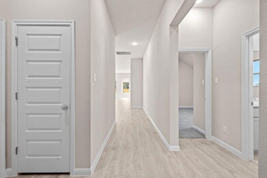 342 Bendecido Loop, Elgin, TX 78621 - photo 5