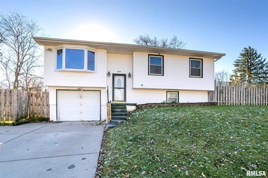 4215 W 16th St, Davenport, IA 52804 - photo 2