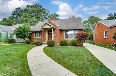 2614 Castleton Ave, Toledo, OH 43613 - photo 2