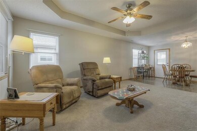 522 S Saturn Dr, Raymore, MO 64083 - photo 6