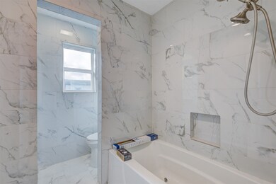 4011 Saratoga Dr, Houston, TX 77088 - photo 6