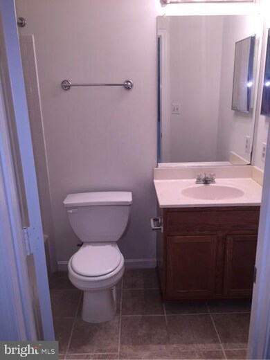 3702 Tall Grass Ct, Randallstown, MD 21133 - photo 5