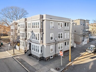 121 Johnson St unit 1L, Lynn, MA 01902 - photo 4