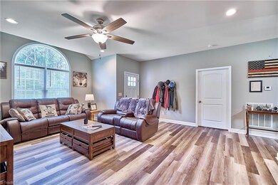 2186 Grantville Ln, Asheboro, NC 27205 - photo 5