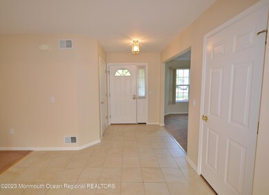 2736 Dalton Ln, Toms River, NJ 08755 - photo 4