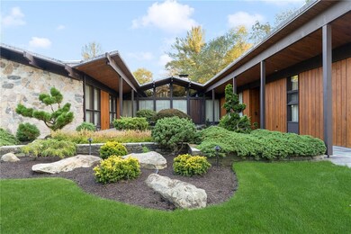 118 E Hill Dr, Cranston, RI 02920 - photo 2