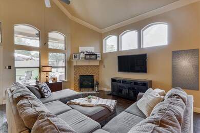 8417 La Fontaine Dr, North Richland Hills, TX 76182 - photo 4