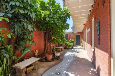 600 Julia St unit 1, New Orleans, LA 70130 - photo 4