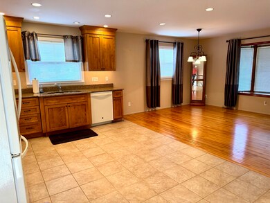 27 Downes Ave, Barre, VT 05641 - photo 7