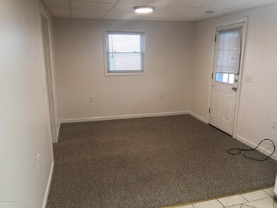 502 Cypress St, Throop, PA 18512 - photo 6