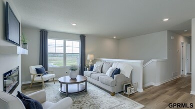 18715 Ogden St, Elkhorn, NE 68022 - photo 4