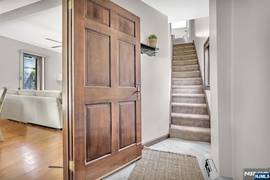 77 Myrtle Ave, Allendale, NJ 07401 - photo 4