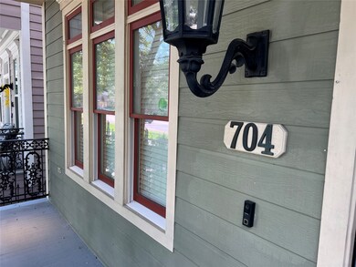 704 E 9th St, Houston, TX 77007 - photo 4