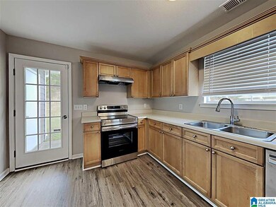 448 Camden Cove Cir, Calera, AL 35040 - photo 4