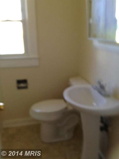 819 E Main St, Luray, VA 22835 - photo 5