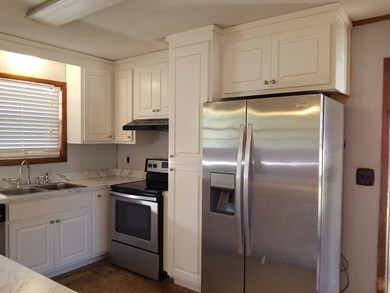 1009 22nd St E, Tifton, GA 31794 - photo 2