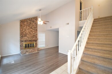 30 S White Pebble Ct, Spring, TX 77380 - photo 4