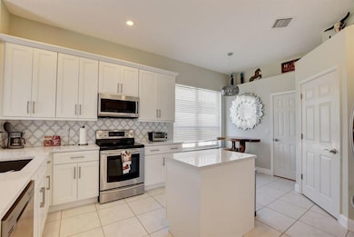 22056 Palm Grass Dr, Boca Raton, FL 33428 - photo 4