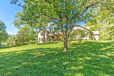 11 Bingham Rd, Columbia, MO 65203