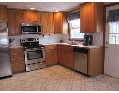 7 Tamarock Terrace, Stoneham, MA 02180 - photo 4