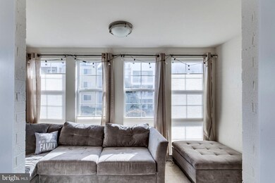 4119 S Four Mile Run Dr unit 102, Arlington, VA 22204 - photo 5