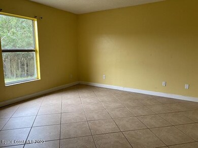 3605 guava master bedroom 1