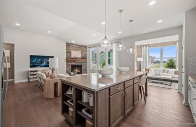 Maple Ridge, Clinton Township, MI 48038 - photo 5