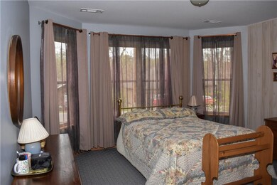 Front bed room with bay window