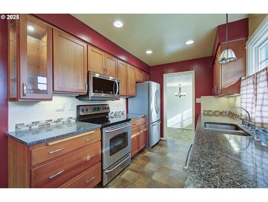 703 28th Ave, Longview, WA 98632 - photo 7