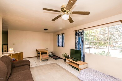 Cedar St-5