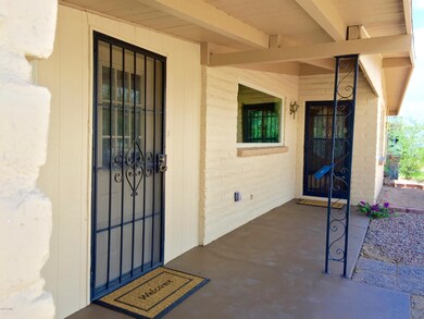 Fron Porch