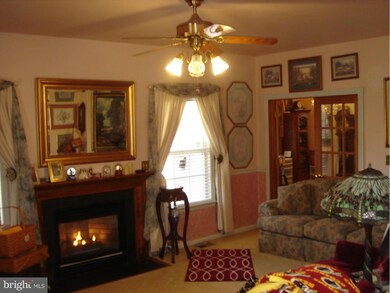 11005 Ashby Dr, Fredericksburg, VA 22407 - photo 3