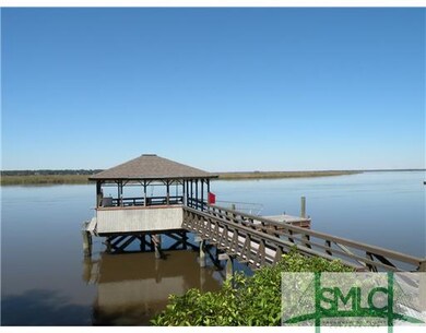 Waterfront/Dock/Pier.